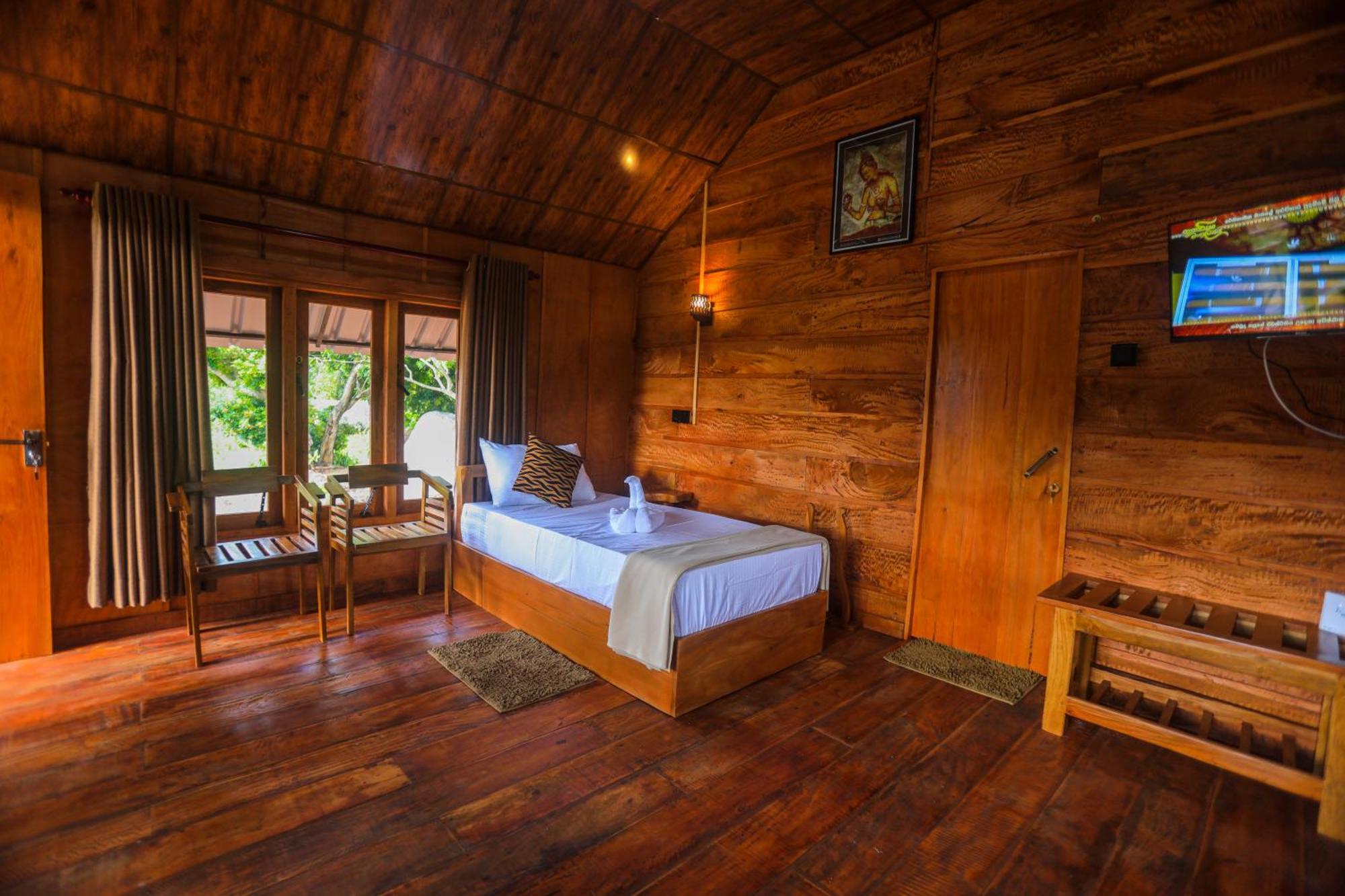 Lion Wood Treehouse Villa Talkote Dış mekan fotoğraf